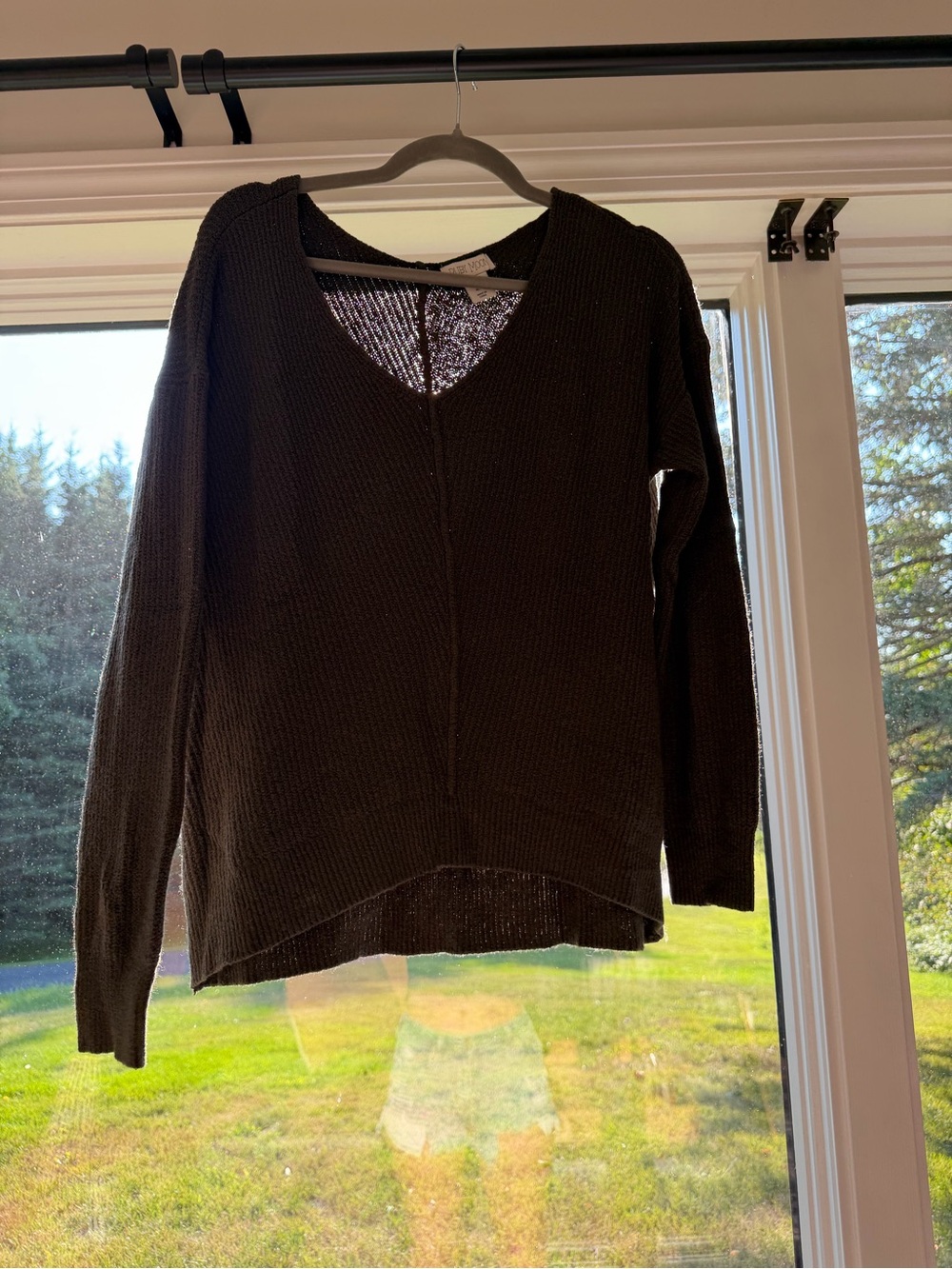 V-Neck Lightweight Knit Sweater - Dark Green
